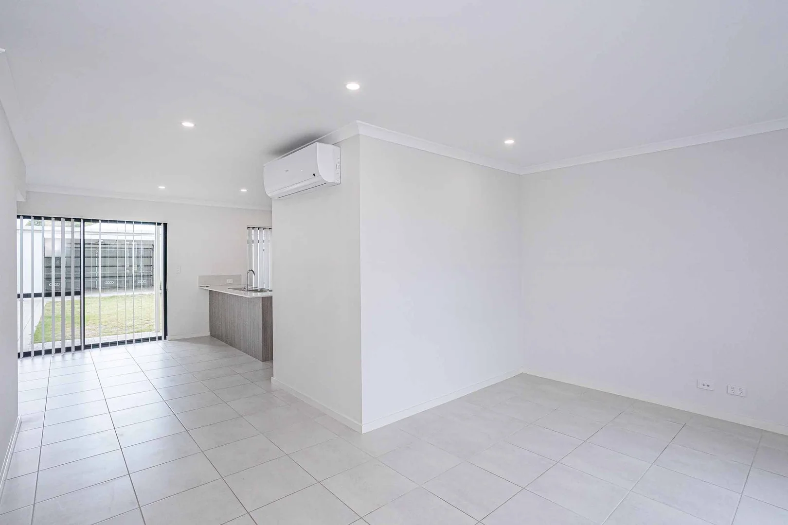 Additional image 7 of 8D Leeward Avenue, Alkimos WA 6038