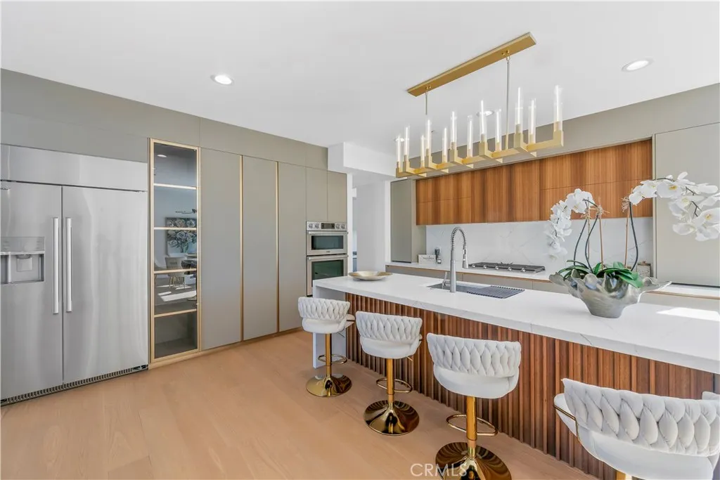 Additional image 9 of 853 Oak St, Costa Mesa, CA 92627