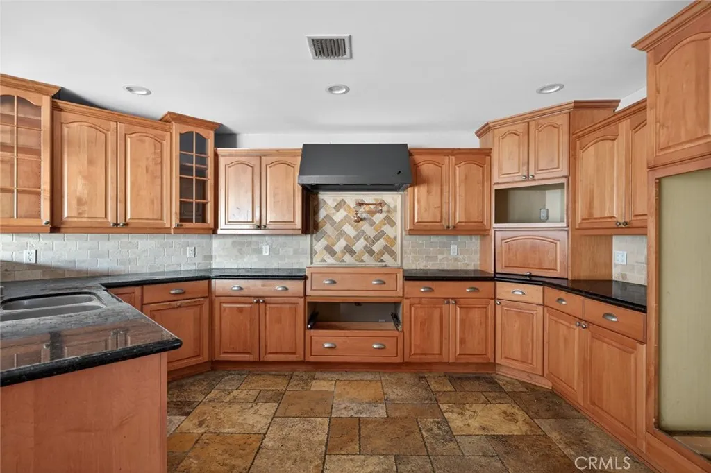 Additional image 6 of 3154 Vista Del Mar Dr, Glendale, CA 91208
