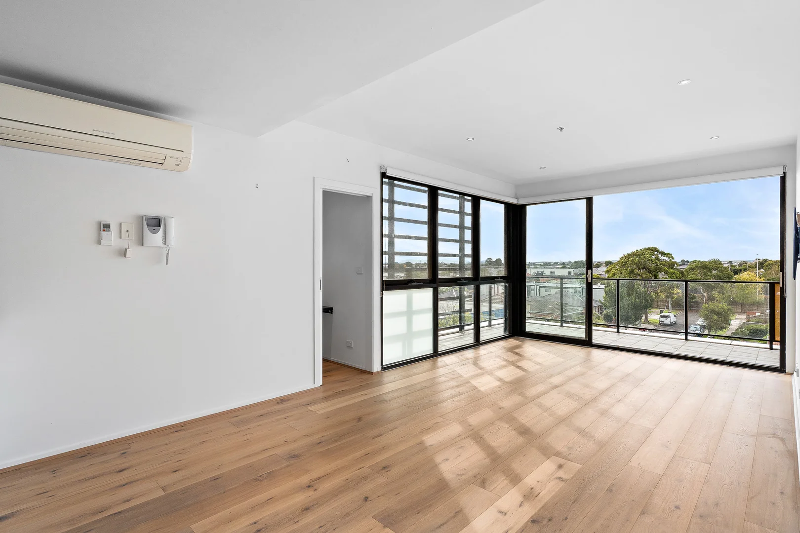 Additional image 4 of 301/388 Keilor Road, Niddrie VIC 3042
