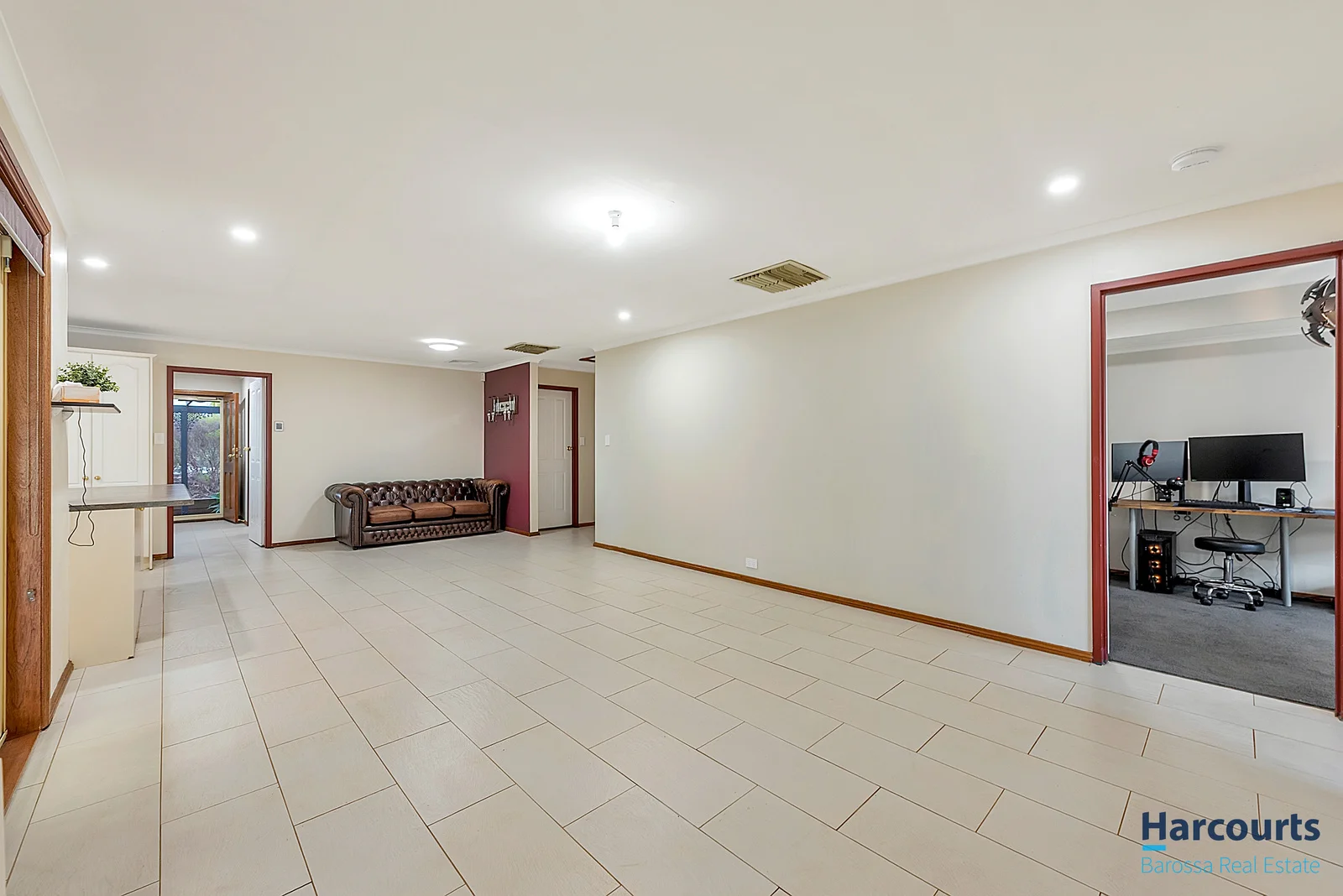 Additional image 11 of 7 Kakuna Crescent, Craigmore SA 5114