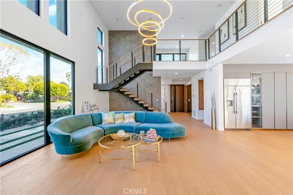 Additional image 16 of 853 Oak St, Costa Mesa, CA 92627