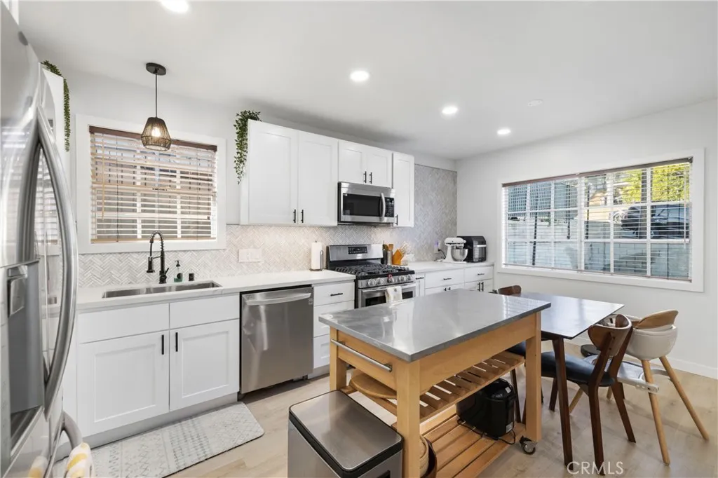 Additional image 13 of 25048 Wheeler Rd, Newhall, CA 91321