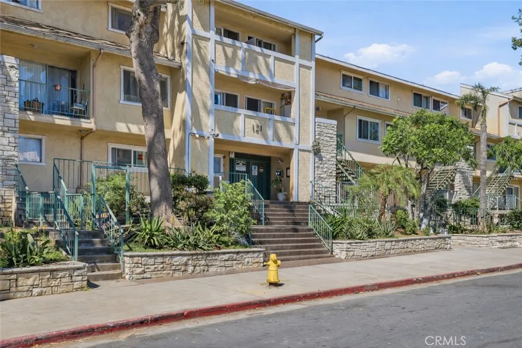 Additional image 53 of 121 Sinclair Avenue Unit 213, Glendale, CA 91206