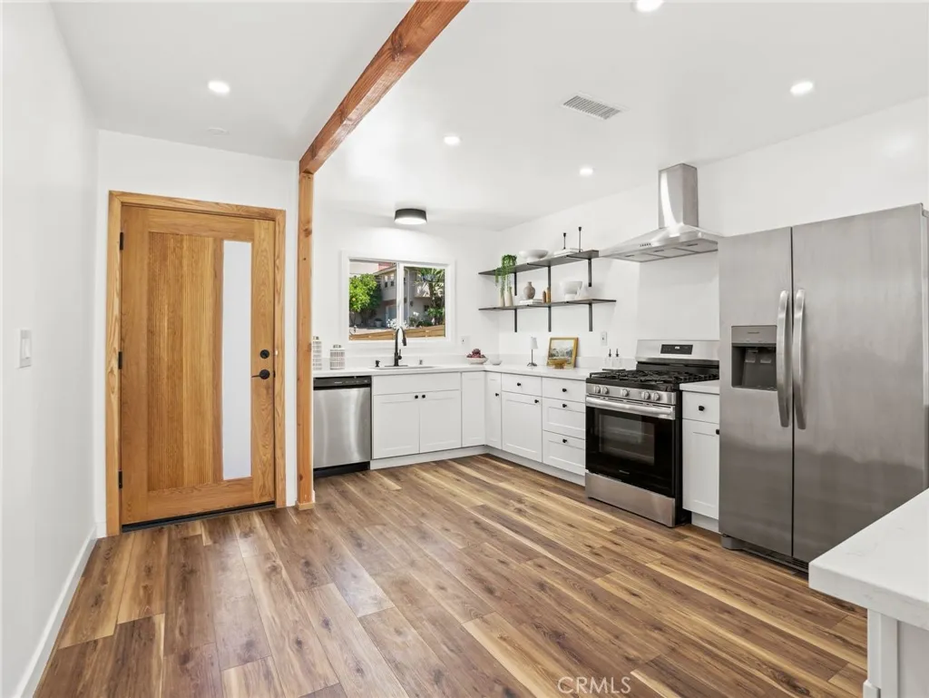 Additional image 9 of 5141 Don Pio Drive, Woodland Hills, CA 91364