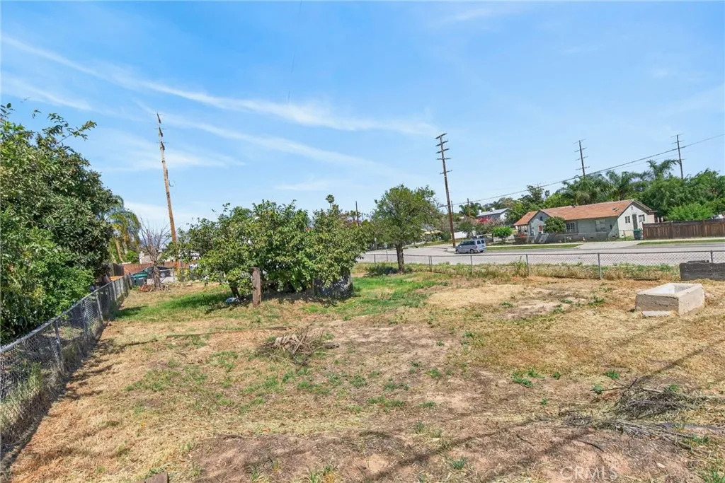 Additional image 62 of 410 W M Street, Colton, CA 92324