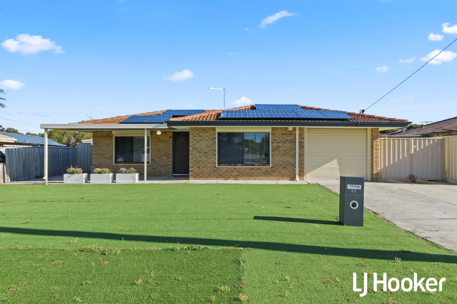 22 Labyrinth Wy, South Lake WA 6164