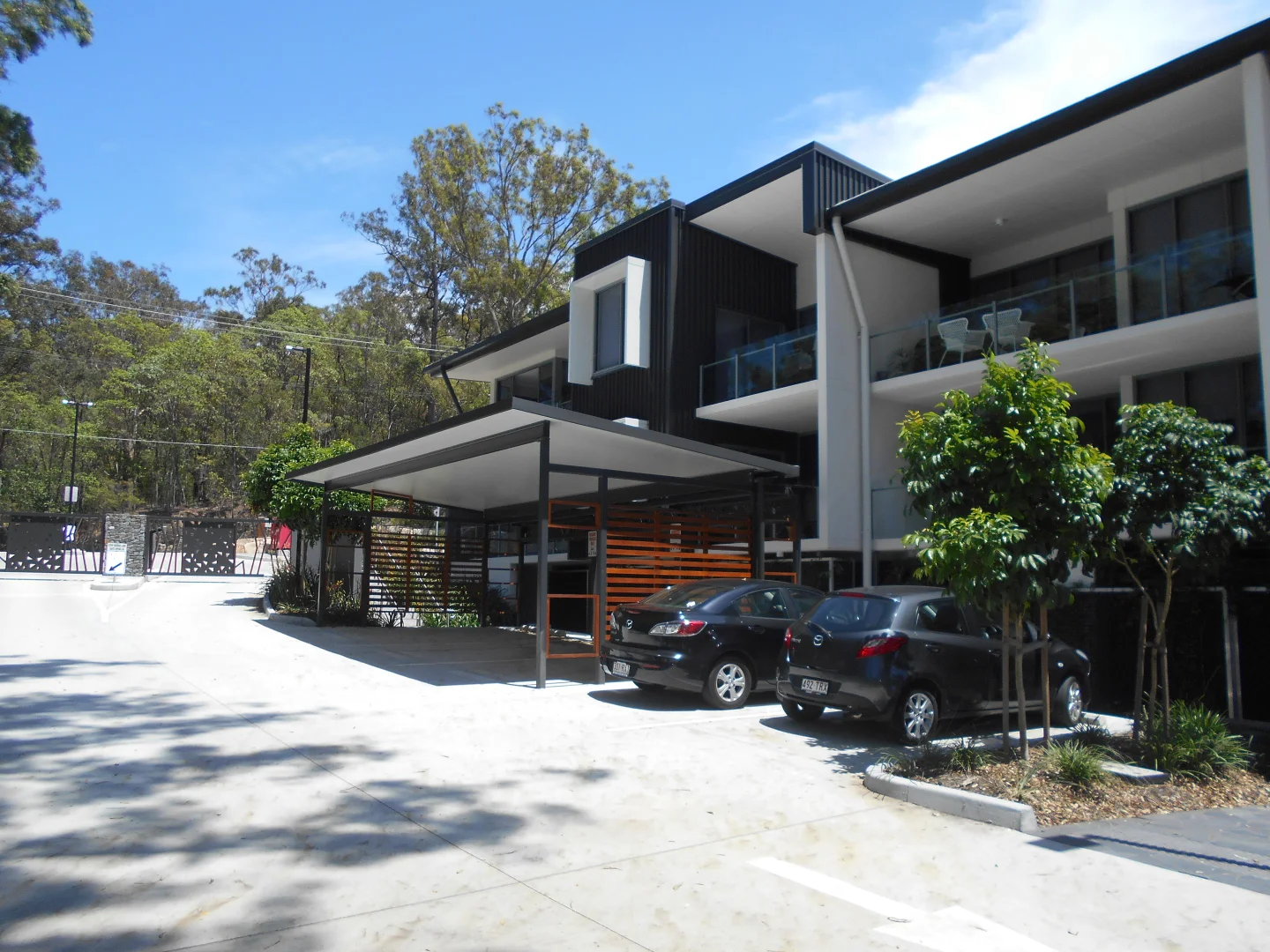 4/390 Simpsons Road, Bardon QLD 4065 photo 2