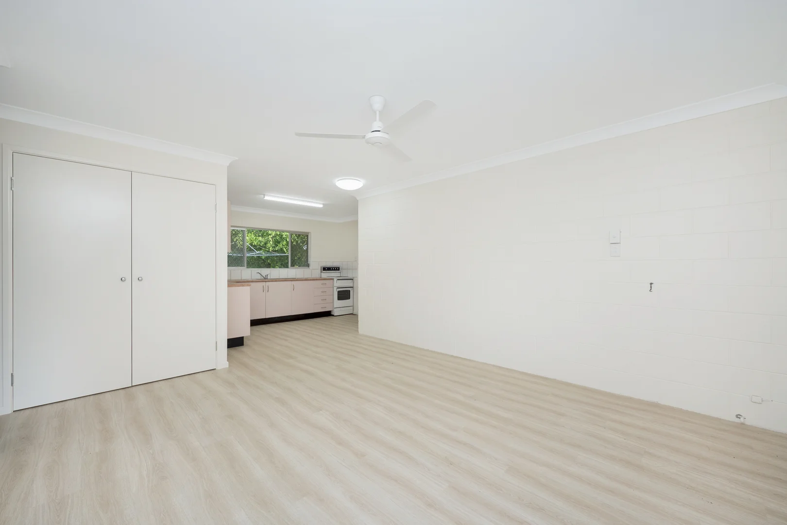 Additional image 3 of 2/165 Albert Street, Cranbrook QLD 4814