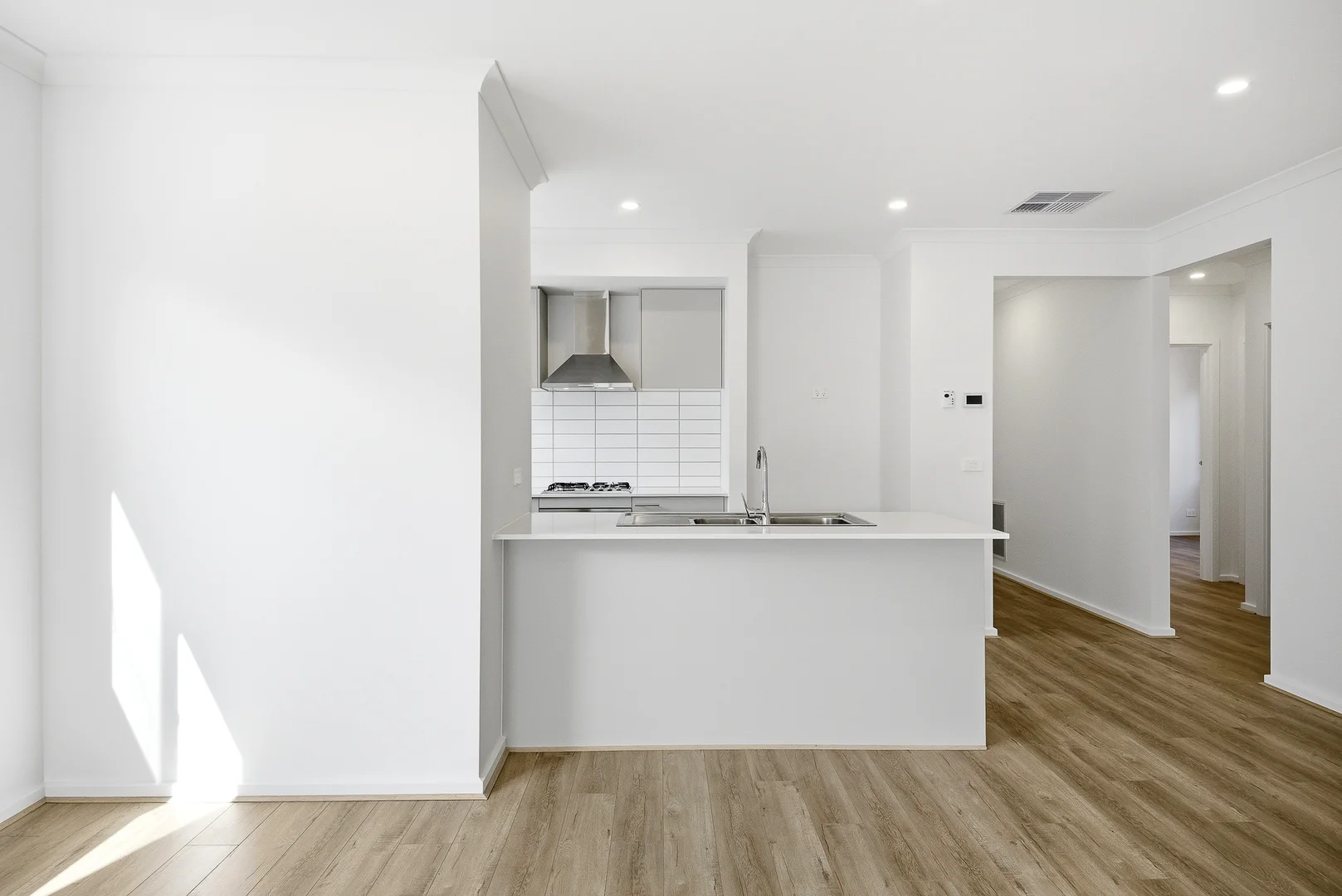 Additional image 4 of 609 Heather Grove, Clyde North VIC 3978