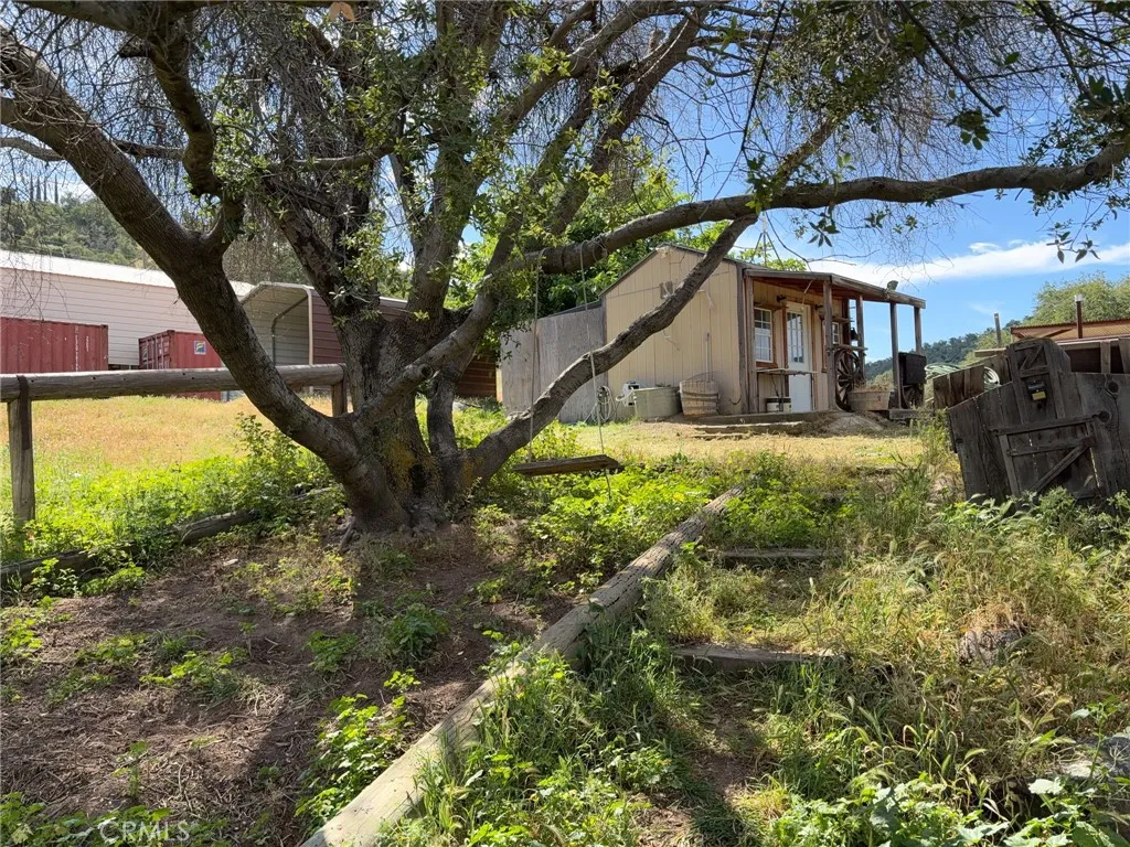 Additional image 47 of 39569 Clover Ln, Squaw Valley, CA 93675