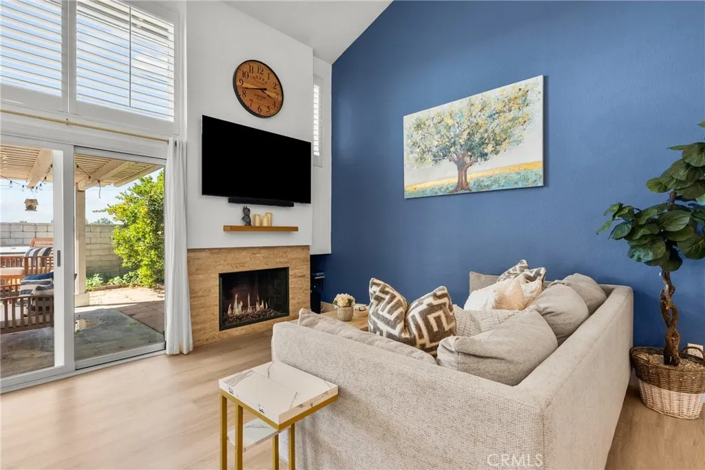 Additional image 51 of 23121 Yvette Lane, Valencia, CA 91355