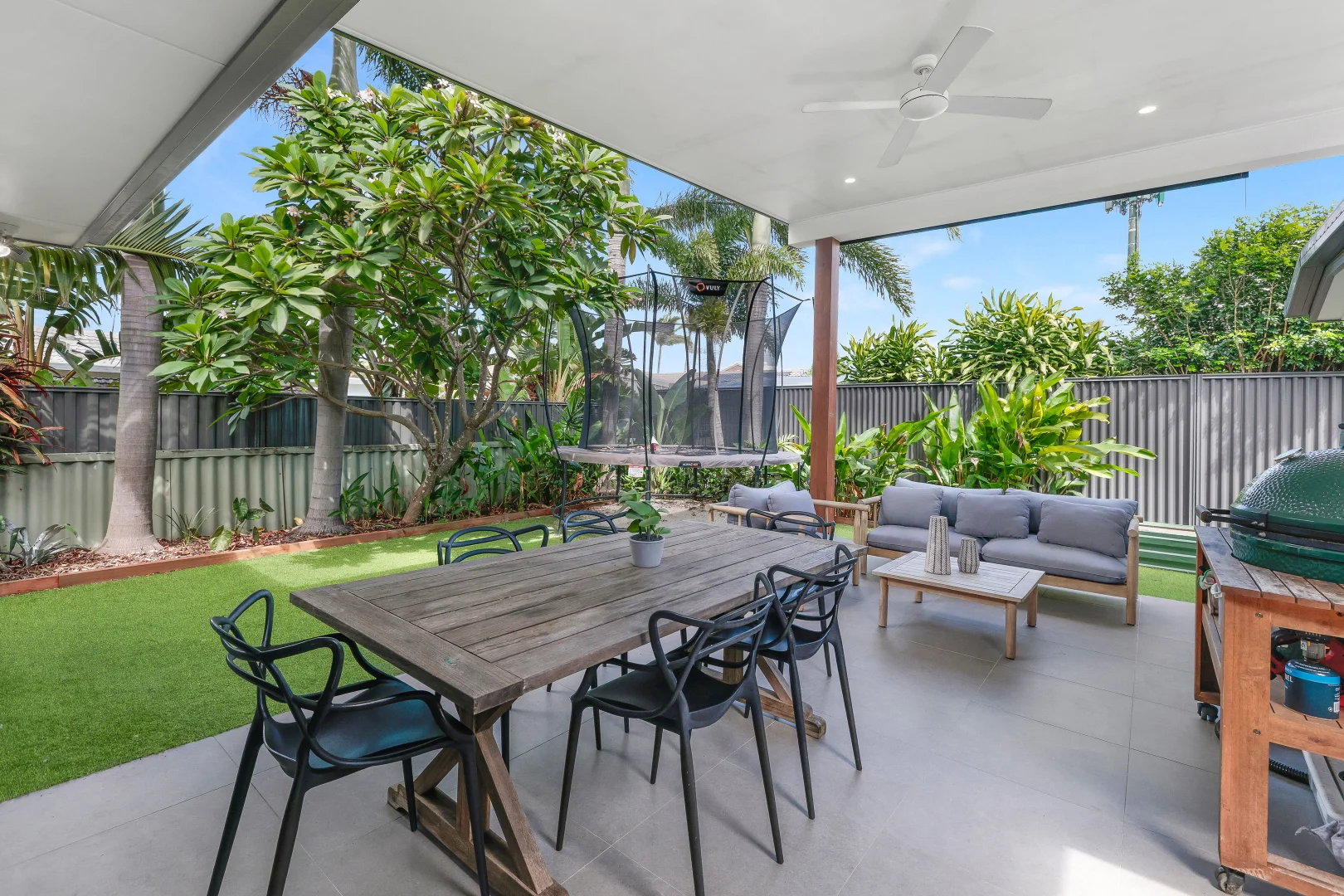 Additional image 18 of 14 Robin Avenue, Paradise Point QLD 4216
