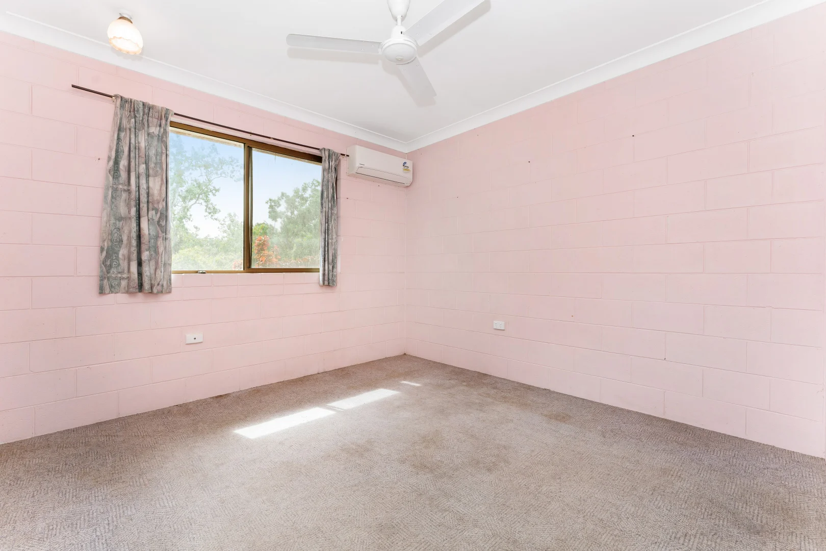 Additional image 9 of 7 Bill Court, Alligator Creek QLD 4816