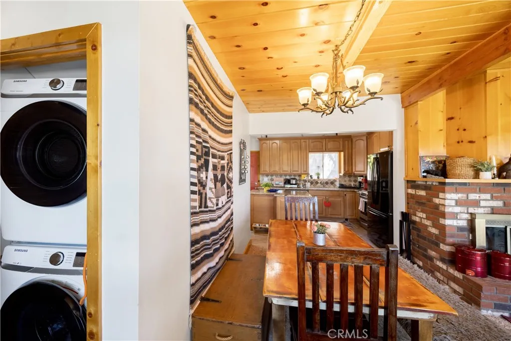 Additional image 10 of 39563 Raccoon Drive, Fawnskin, CA 92333