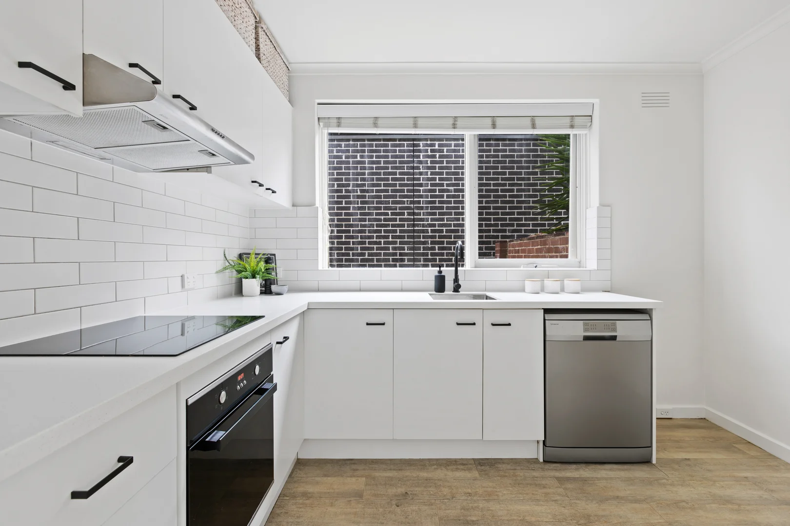 Additional image 8 of 3/1113 Dandenong Road, Malvern East VIC 3145