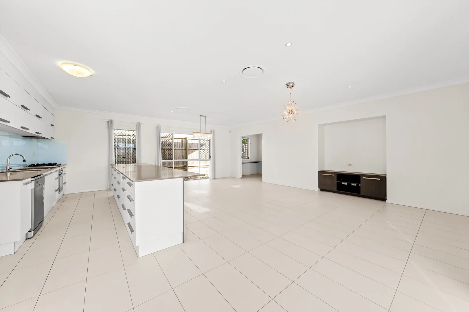 Additional image 3 of 11 Fels Close, Eight Mile Plains QLD 4113