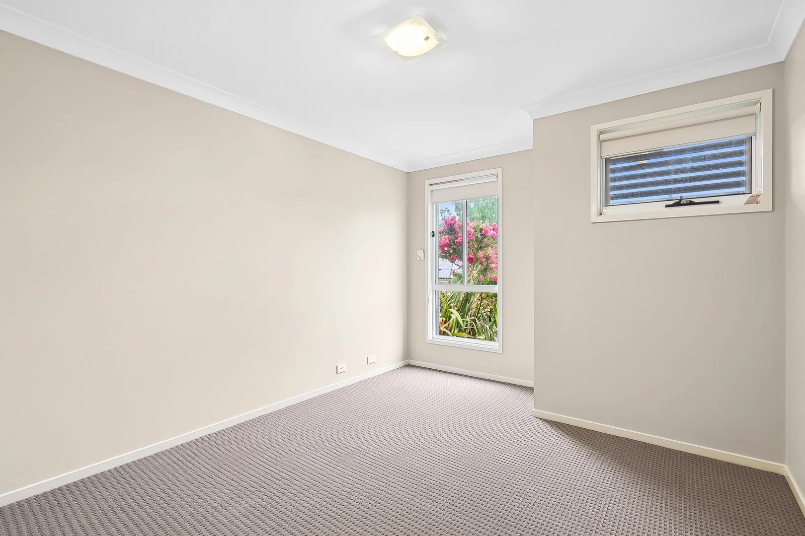 Additional image 10 of 2 McAlroy Place, Goulburn NSW 2580