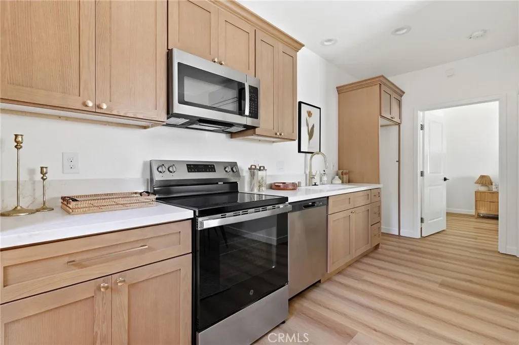Additional image 92 of 4529 Pepperwood Avenue, Long Beach, CA 90808