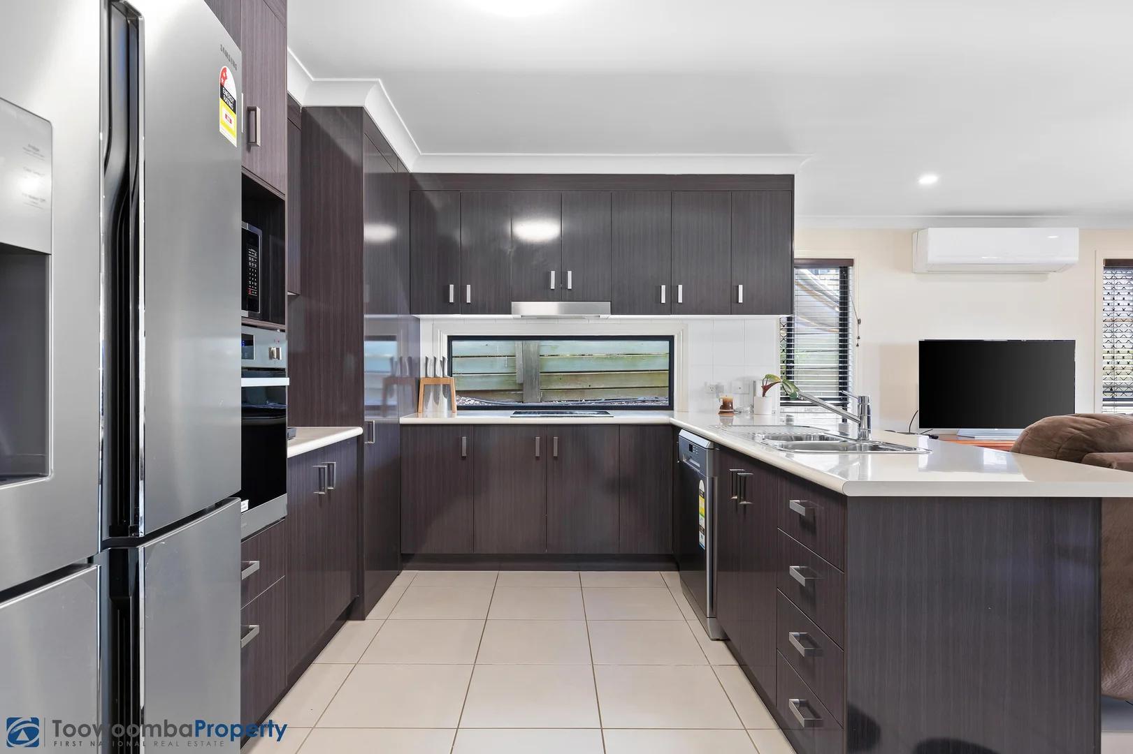 Additional image 2 of 1/2 Huon Drive, Glenvale QLD 4350