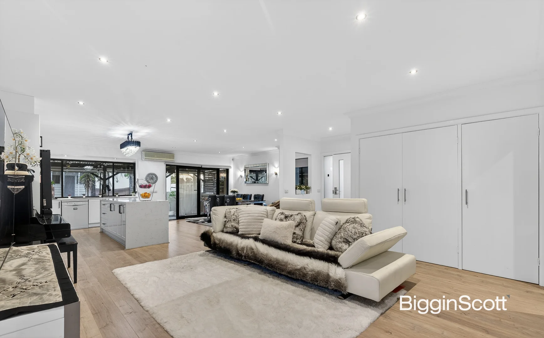 Additional image 2 of 1/56 Myrtle Street, Glen Waverley VIC 3150