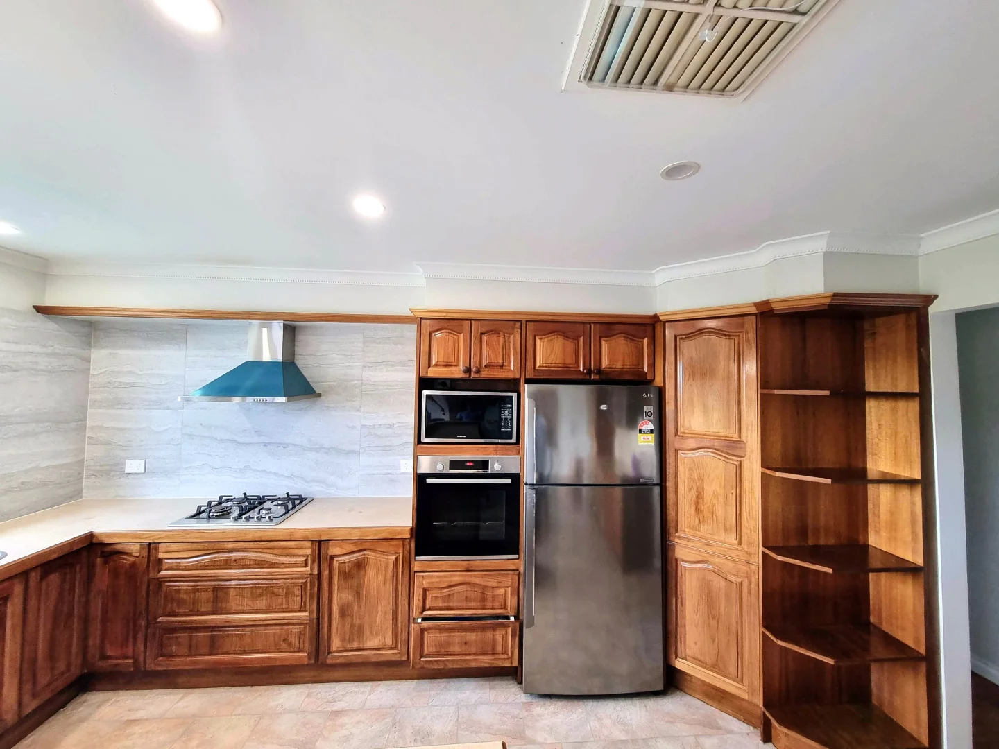 Additional image 5 of 53 Woodville Road, Mooroolbark VIC 3138
