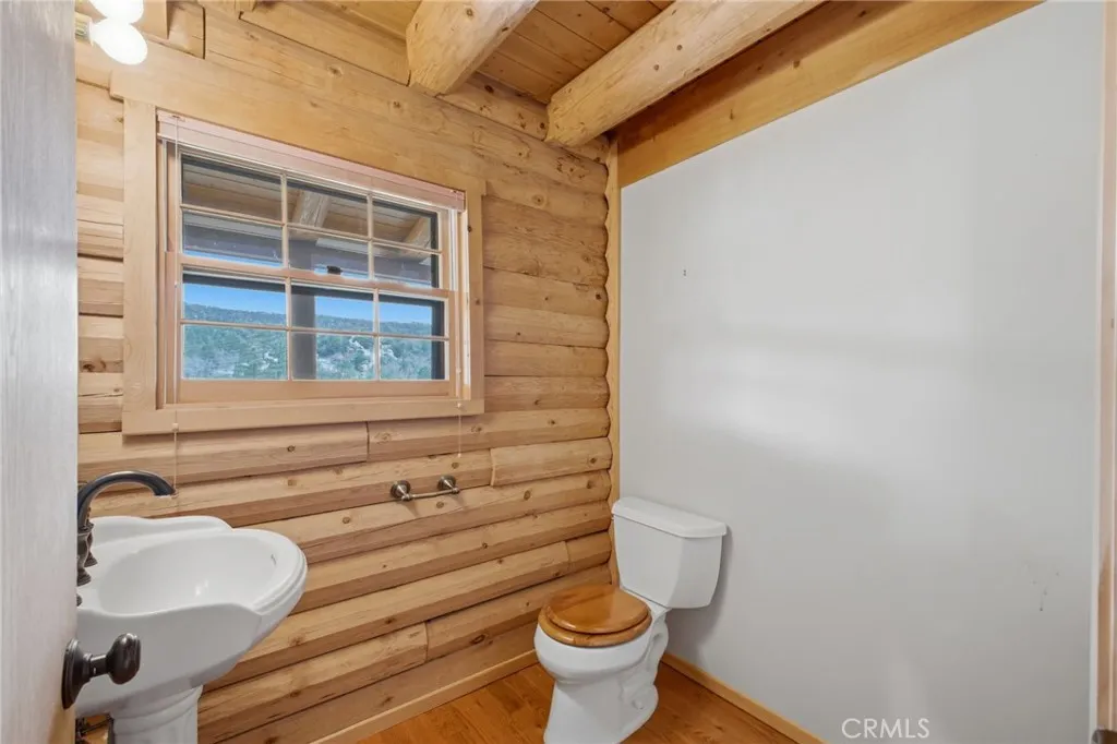 Additional image 12 of 33052 Donner Ln, Running Springs, CA 92382