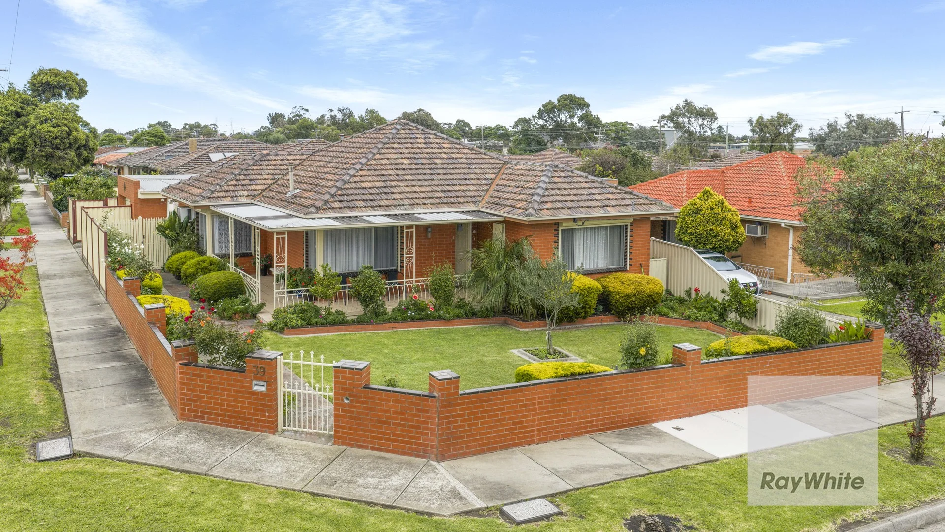 39 Menzies Parade, Lalor VIC 3075