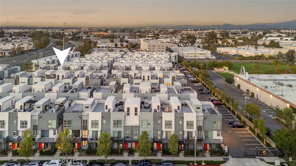 Additional image 5 of 203 Placemark, Irvine, CA 92614