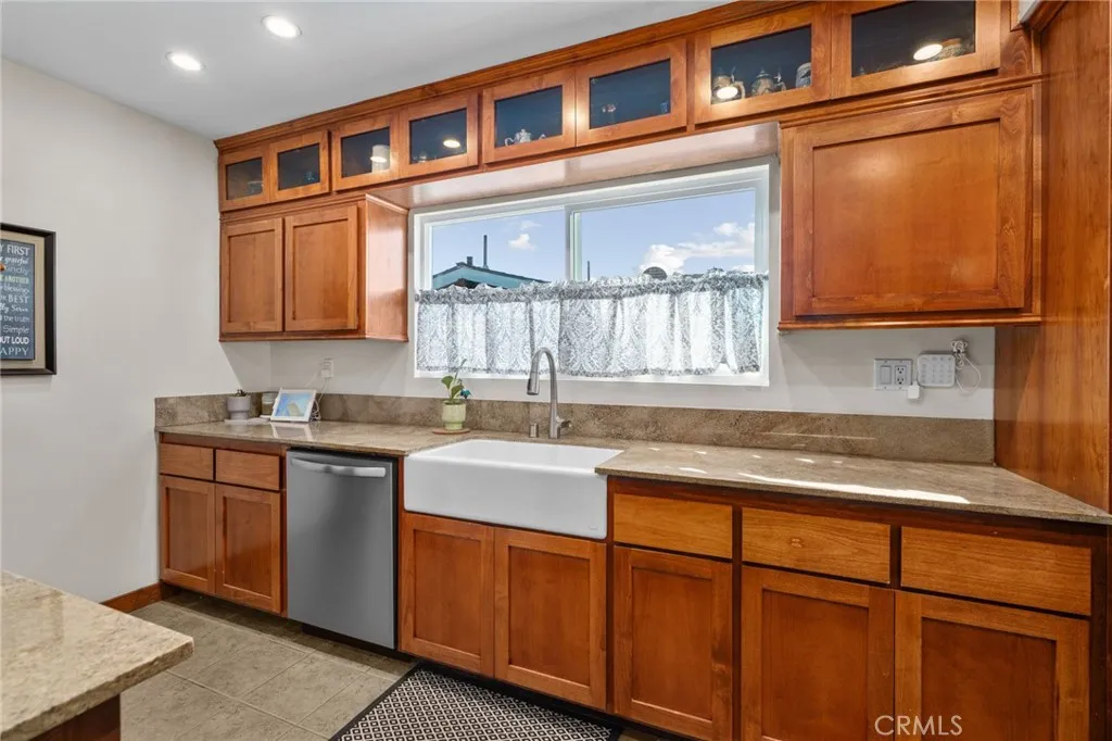 Additional image 11 of 519 N 8th Ave, Upland, CA 91786