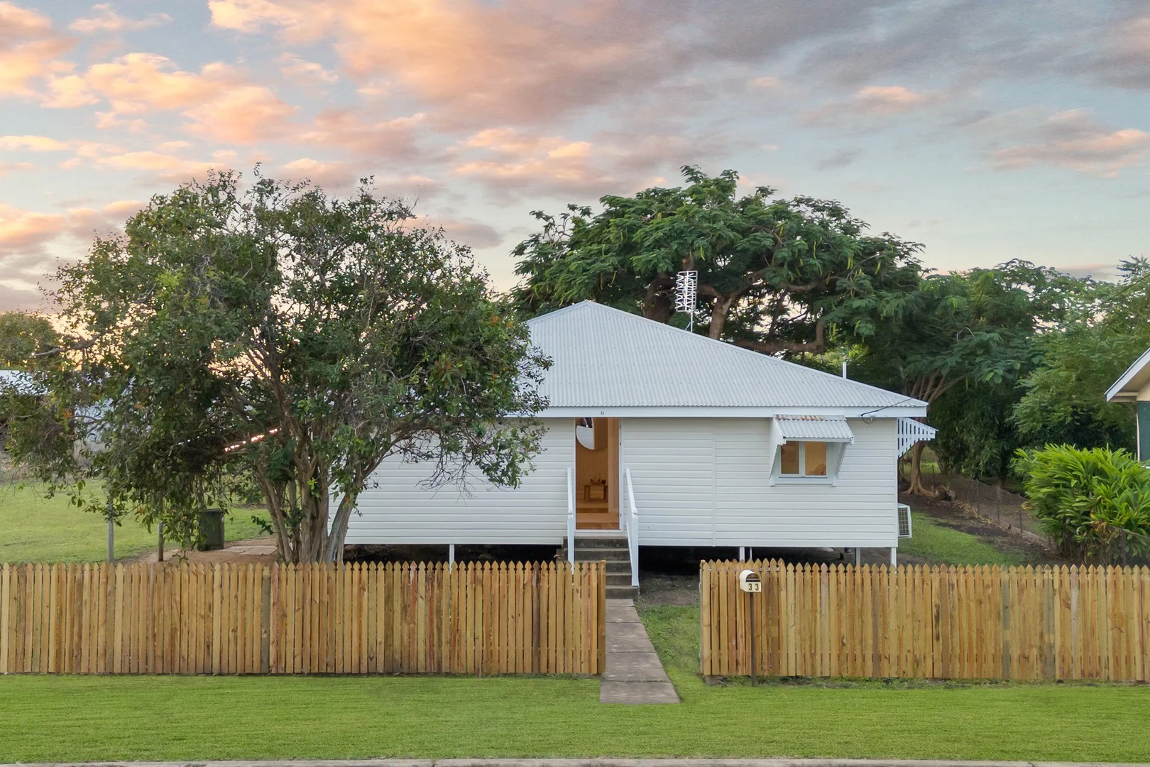33-35 Melbourne Street, Ayr QLD 4807