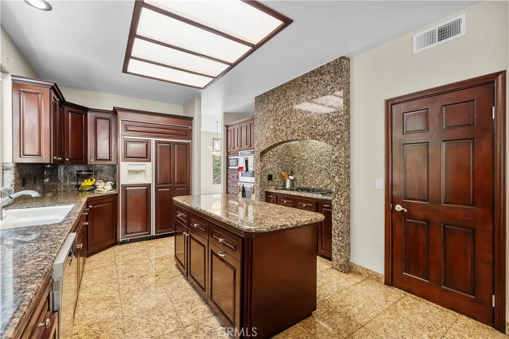 Additional image 38 of 6056 Lake Lindero Dr, Agoura Hills, CA 91301