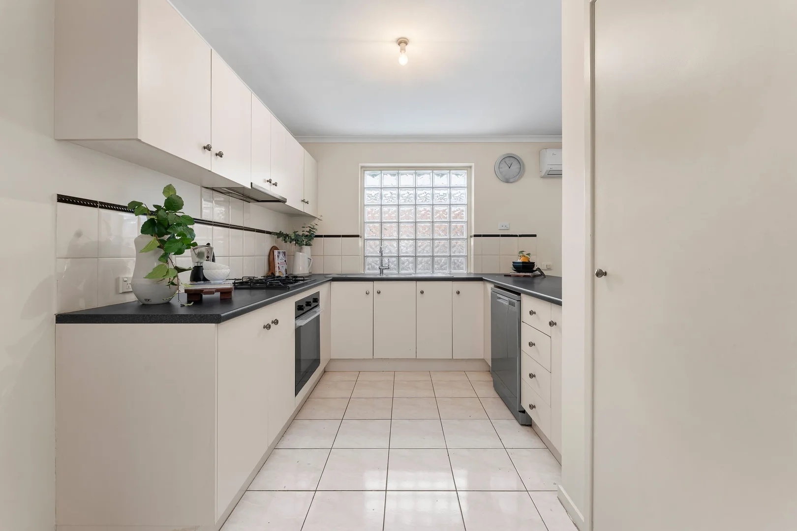 Additional image 2 of 2/12 Ohara Street, Blackburn VIC 3130