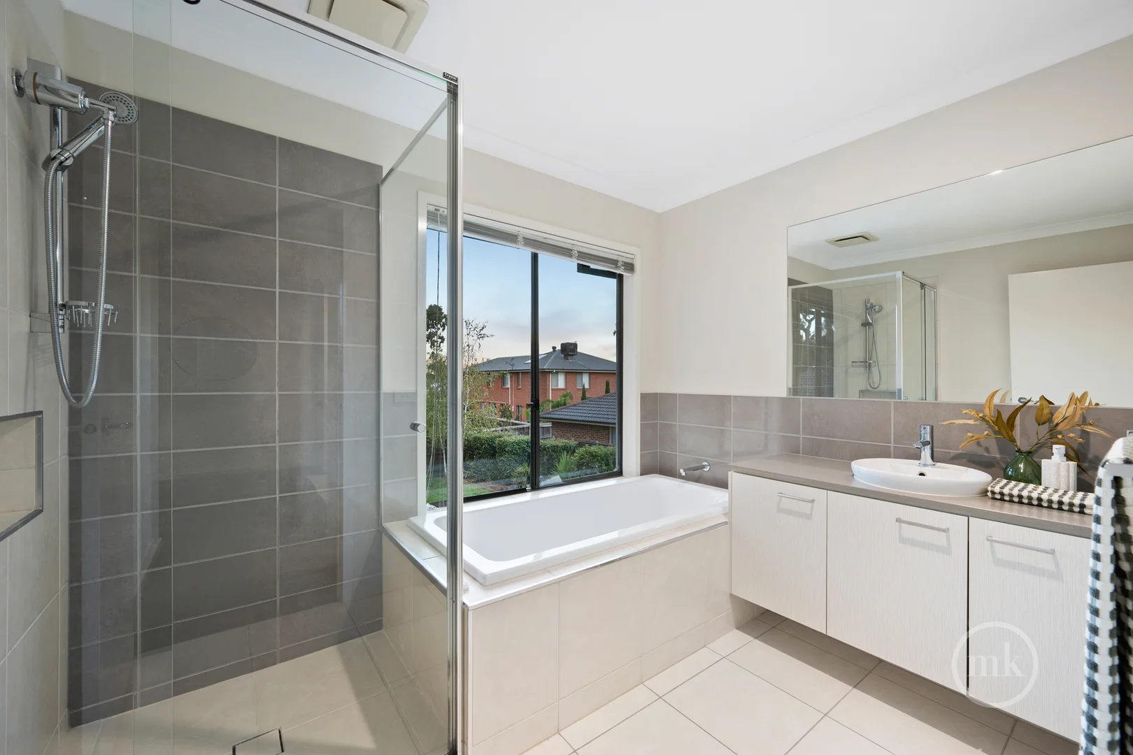Additional image 13 of 45 Coolgardie Way, Doreen VIC 3754