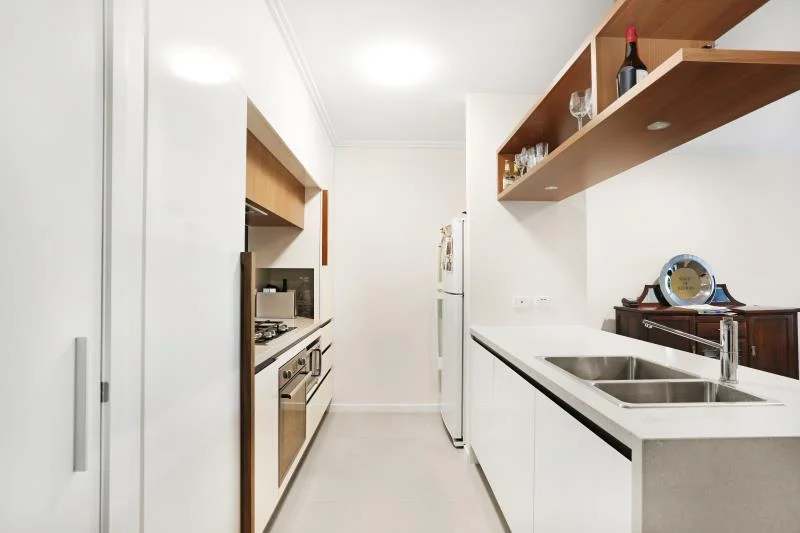 4/390 Simpsons Road, Bardon QLD 4065