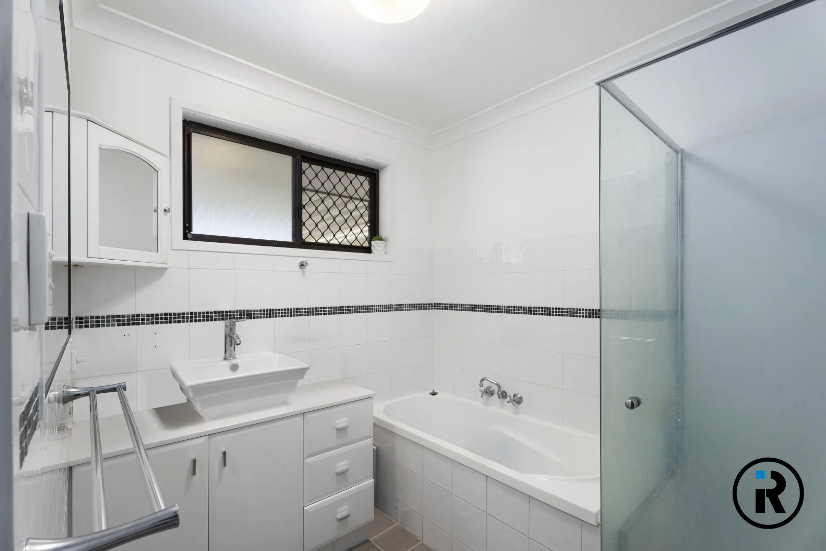 Additional image 6 of 79 Pappas Wy, Carrara QLD 4211