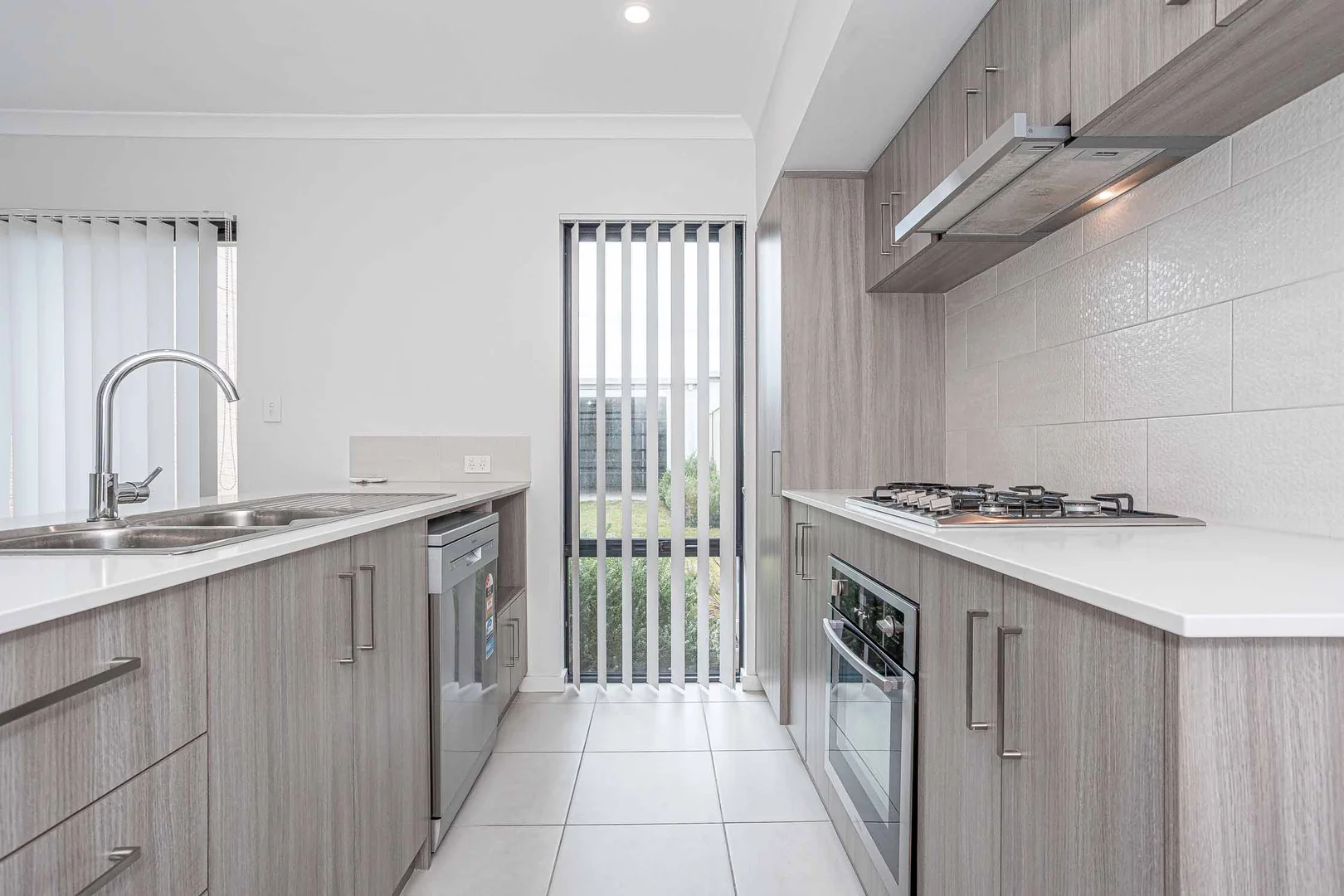 Additional image 11 of 8D Leeward Avenue, Alkimos WA 6038
