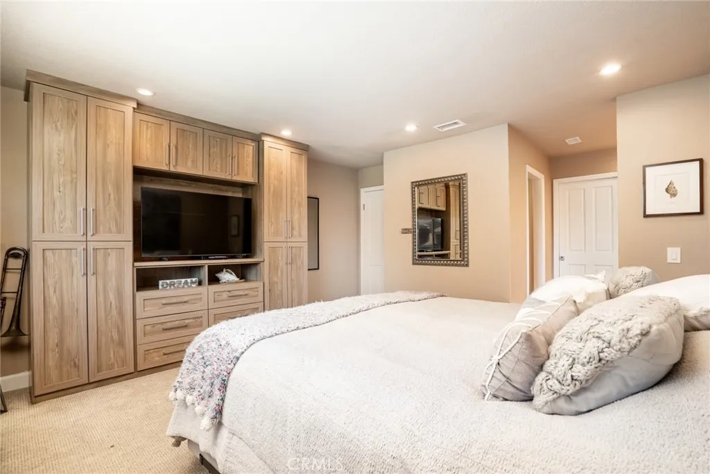 Additional image 62 of 7892 Waterfall Cir, Huntington Beach, CA 92648