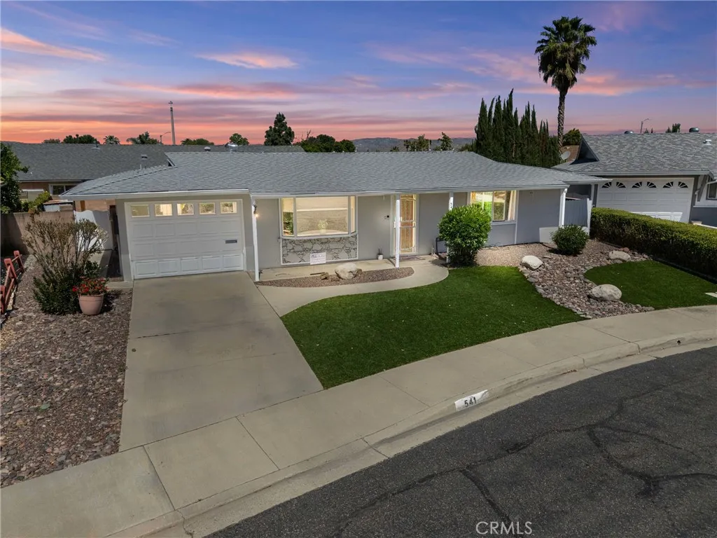 Additional image 2 of 541 Shasta Way, Hemet, CA 92543
