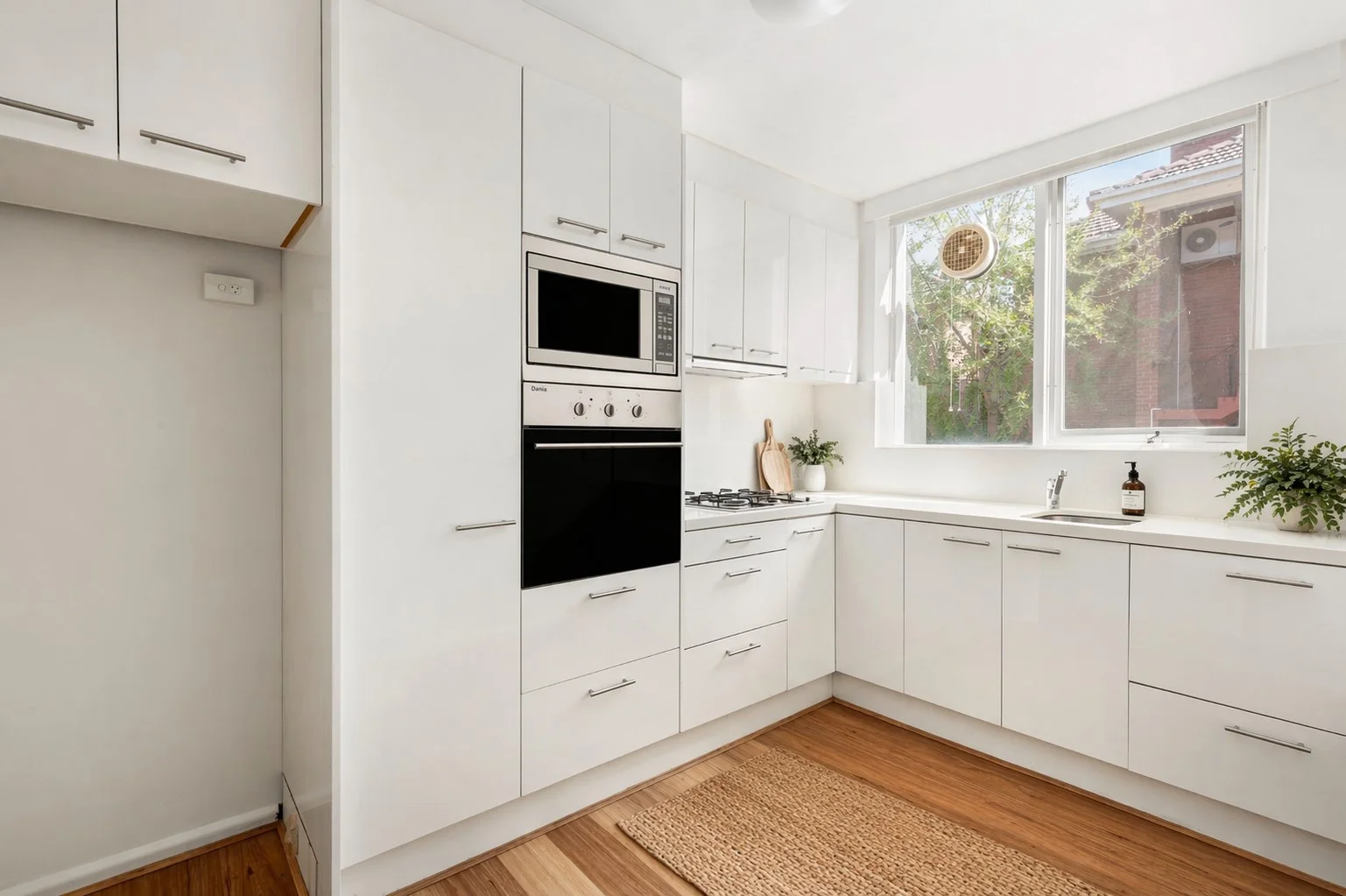 Additional image 2 of 4/240 Domain Road, South Yarra VIC 3141