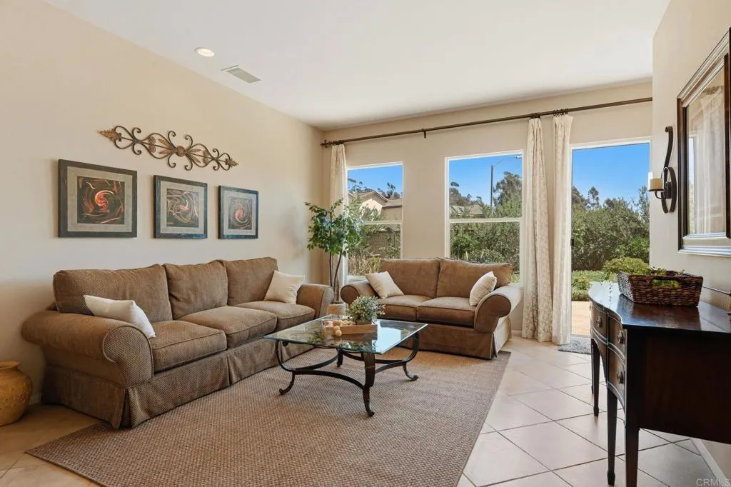 Additional image 70 of 363 Melbourne Glen, Escondido, CA 92026