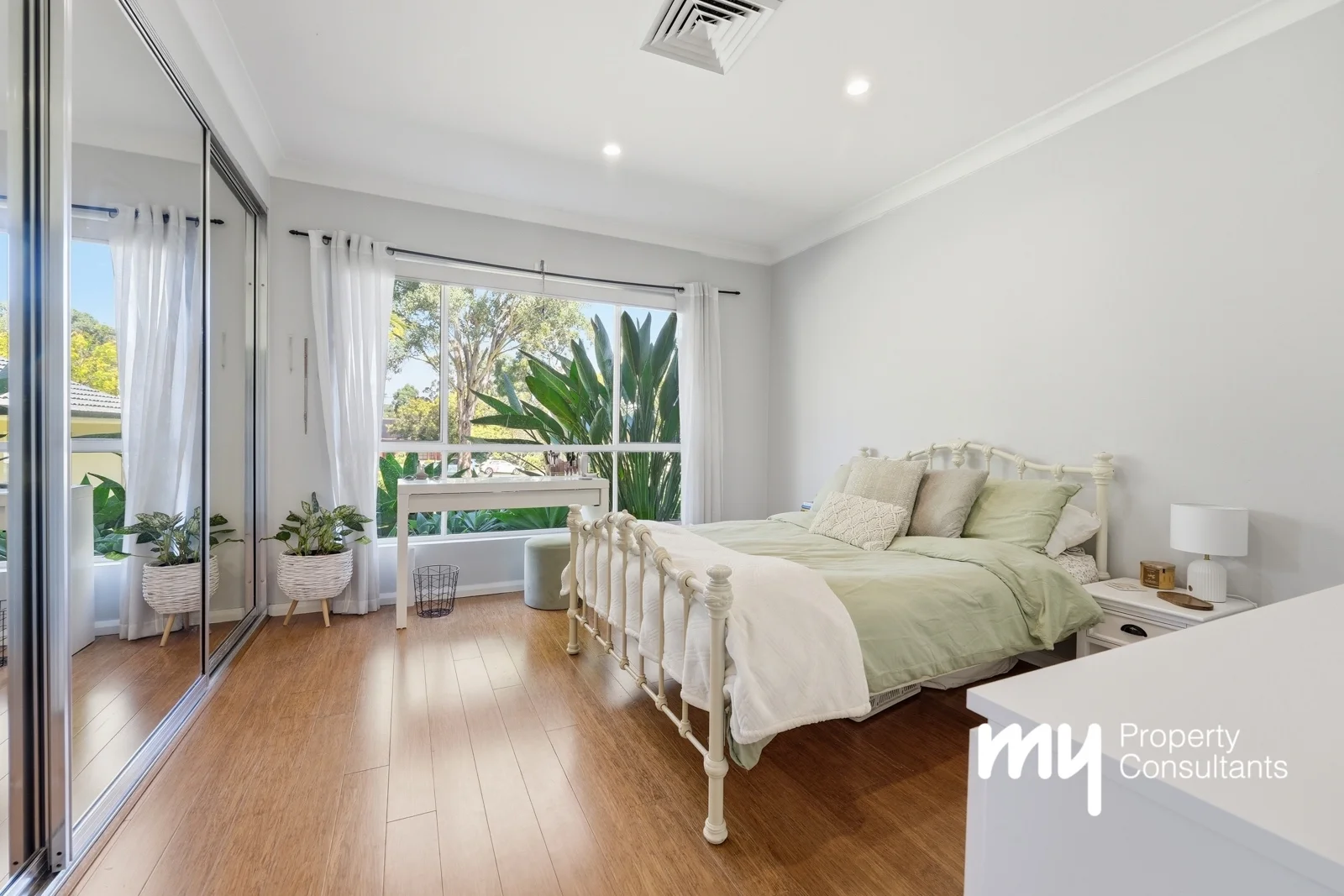 Additional image 14 of 9 Rofe Place, Grasmere NSW 2570