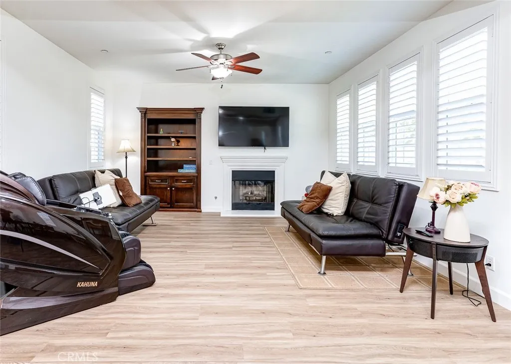 Additional image 3 of 15220 Cambridge St, Tustin, CA 92782