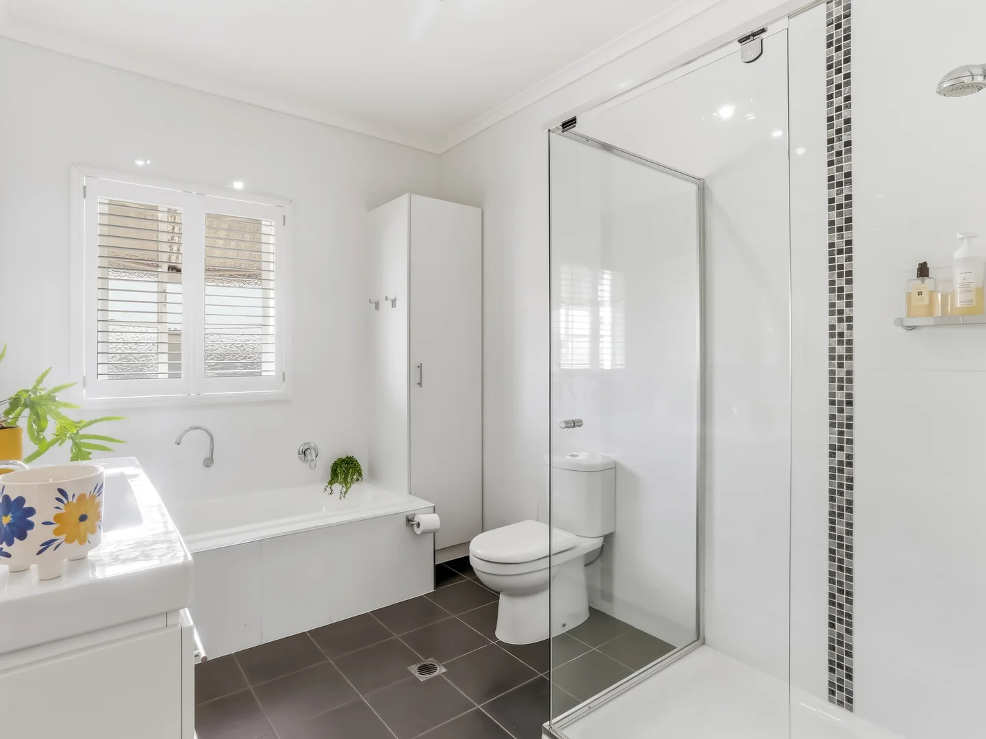 Additional image 18 of 35-37 Sydney Street, Labrador QLD 4215