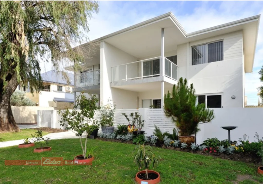 2/180 Kent Street, Rockingham WA 6168
