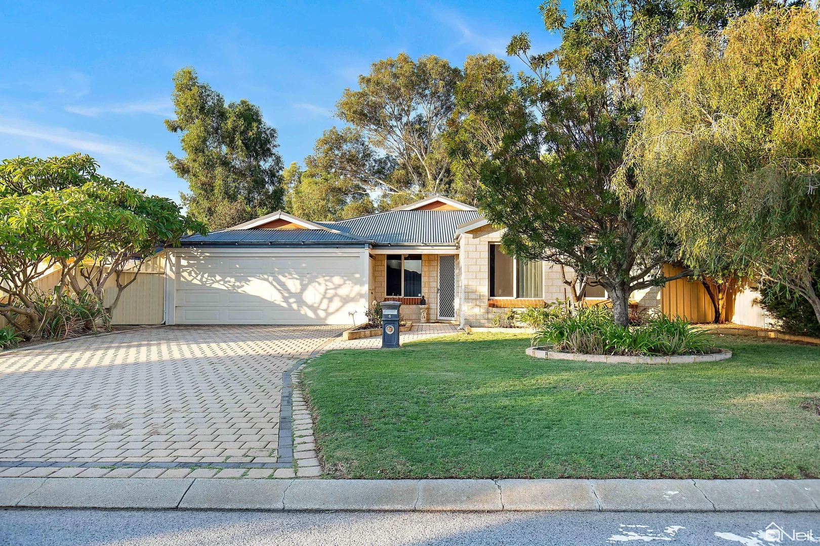 6 Milano Loop, Seville Grove WA 6112