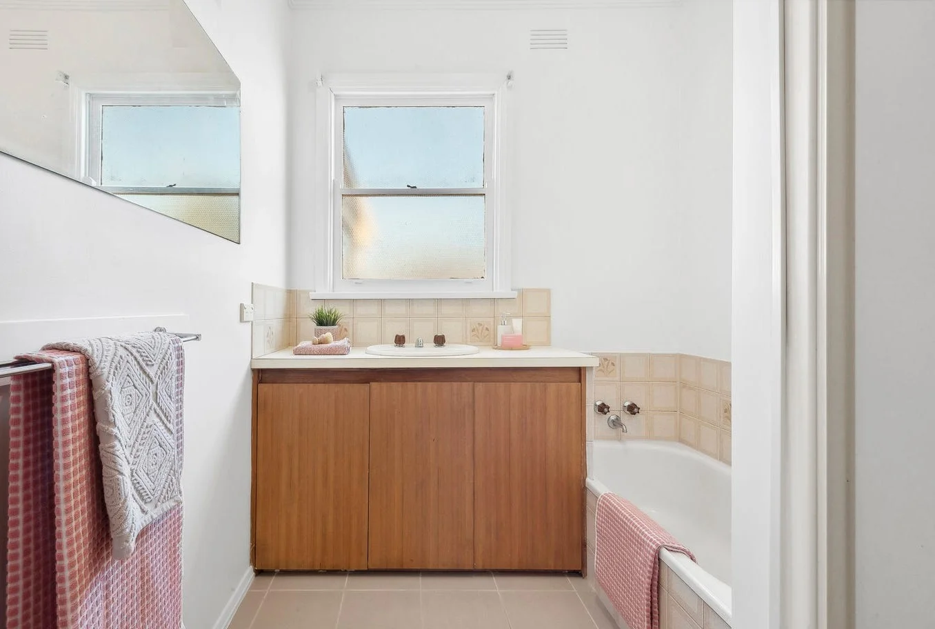 Additional image 7 of 63 Summit Avenue, Belmont VIC 3216