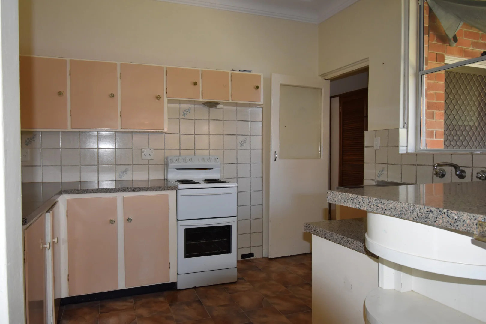 1 Mills Ave, Asquith NSW 2077 photo 2