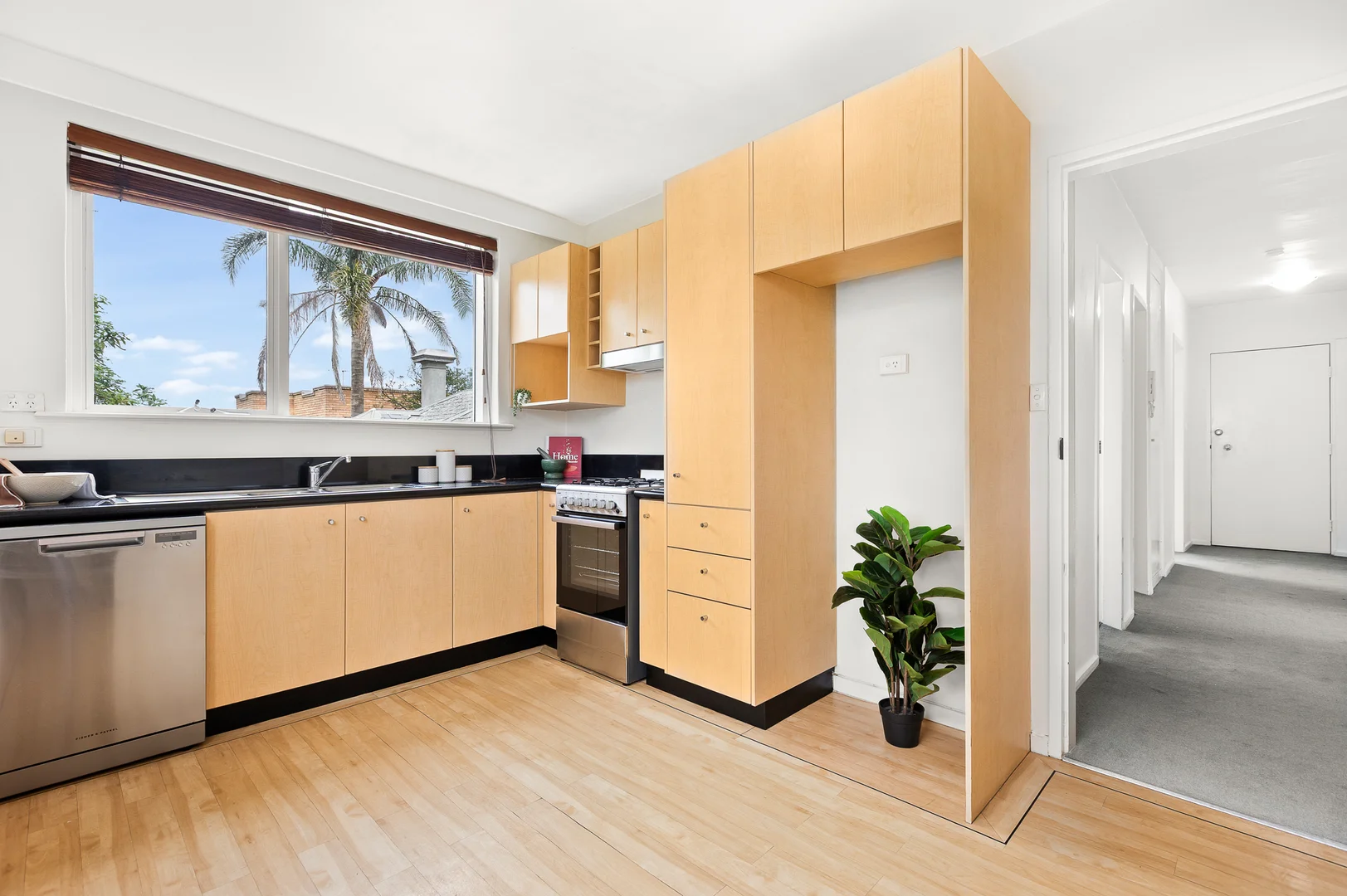 Additional image 5 of 4/44 Robe Street, St Kilda VIC 3182