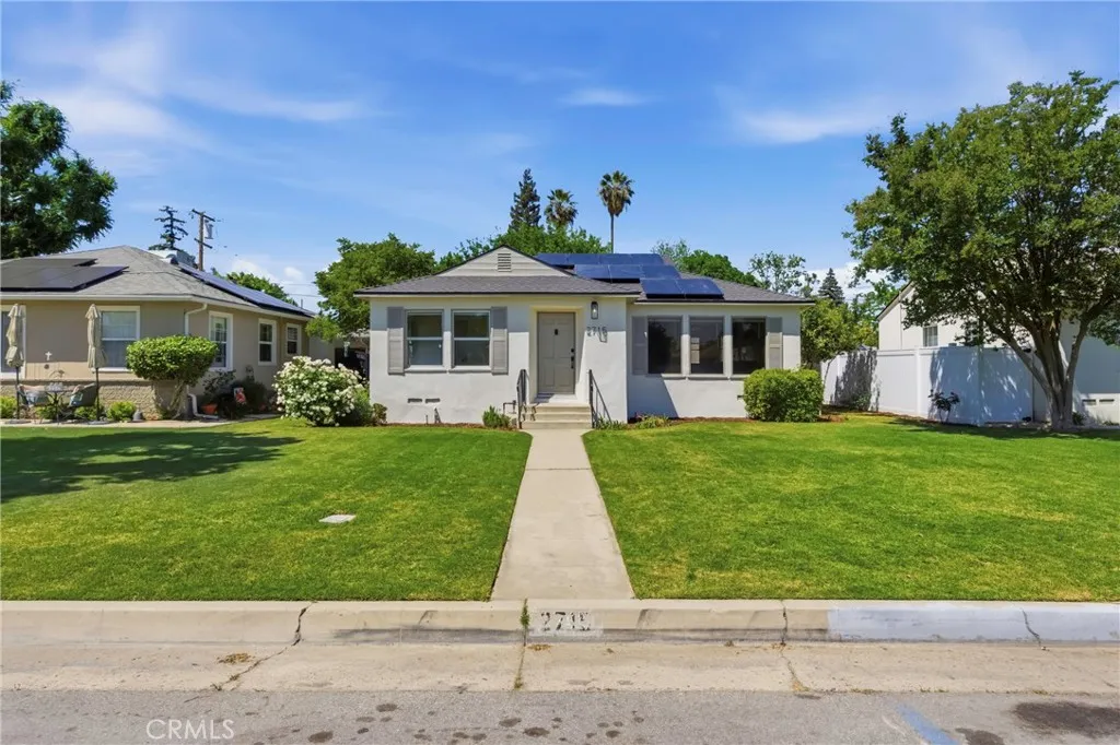 2715 Cedar St, Bakersfield, CA 93301 photo 3